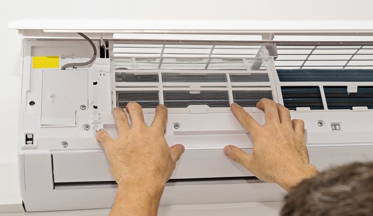 Hay que partir de la base que la acción de limpiar los filtros es realmente sencilla