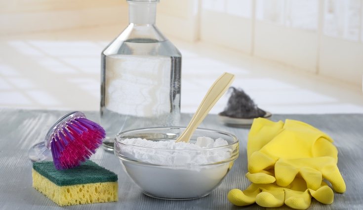 Bicarbonato preparado para limpiar el baño