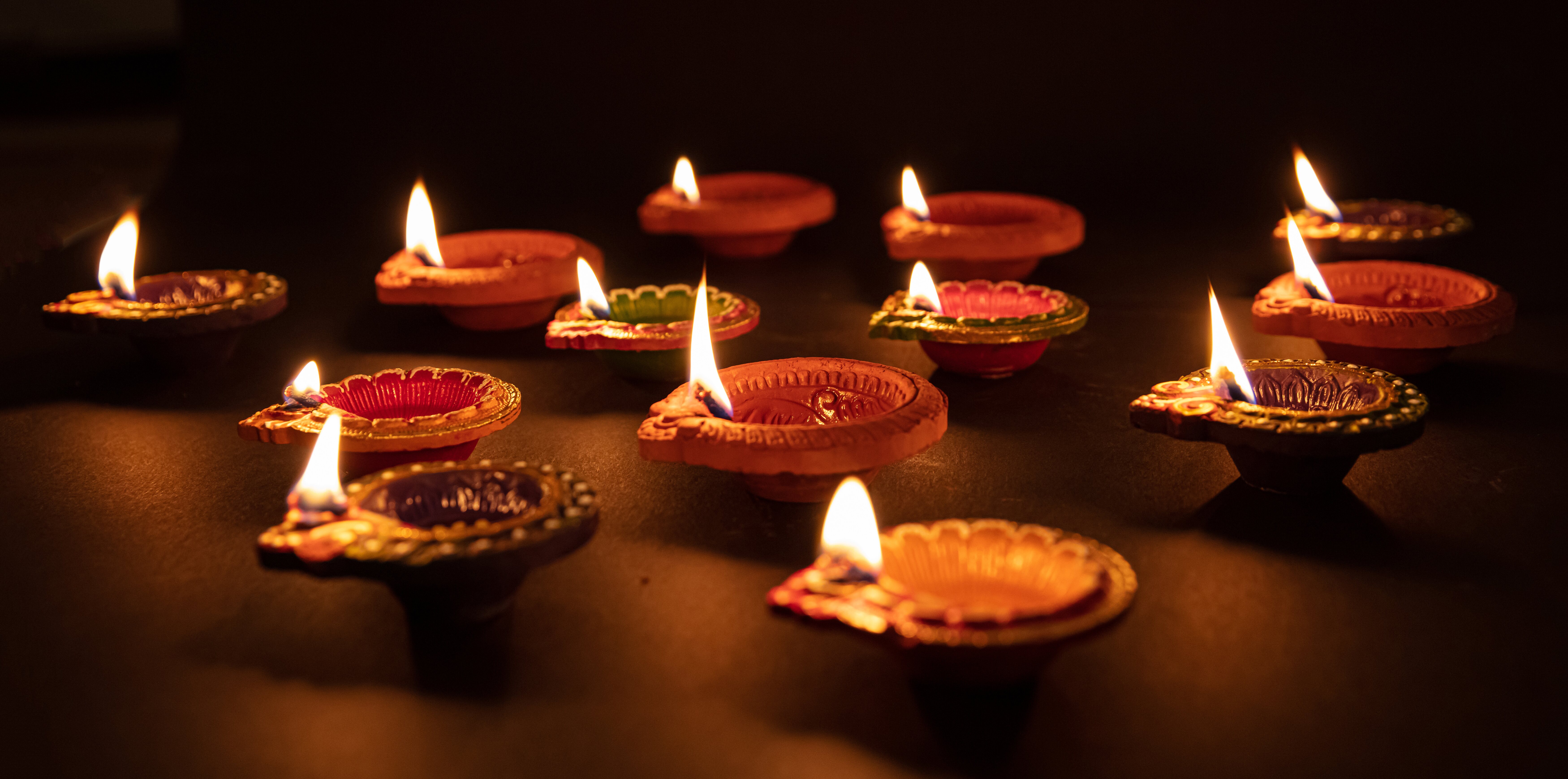 Las velas cobran mucho significado en este tipo de decoraciones espirituales