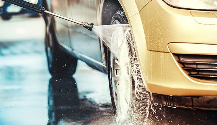 Los europeos gastamos una media de 100-300 litros de agua al día y solo el 3% se utiliza para beber