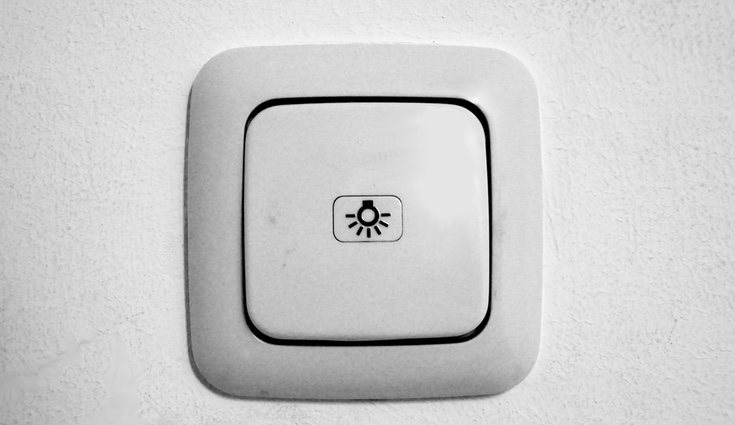 Un interruptor para cortar el paso de la corriente