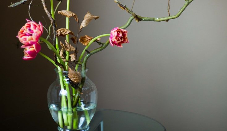 El Ikebana tiene que sugerir de alguna forma el tiempo y la estación