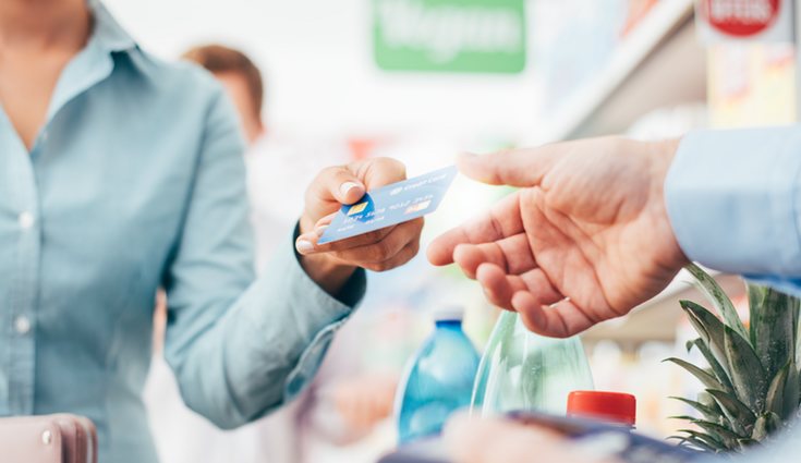 Hay dos tipos de tarjeta: de crédito y de débito