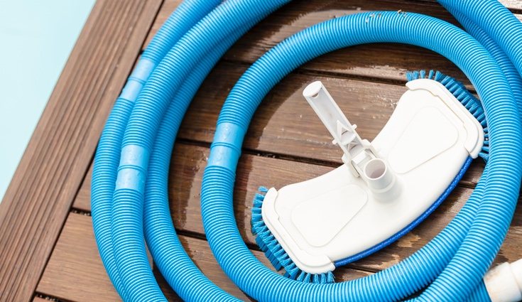 Es algo bueno contar con un limpiafondos en casa para tu piscina