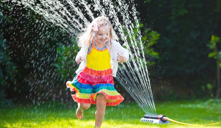 Los riegos automáticos son una solución fantástica para jardines de gran tamaño