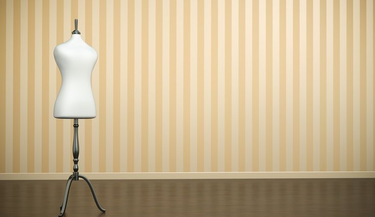 Emplear estampados con rayas verticales es muy útil de cara a conseguir sensación de altura