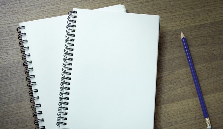 Personaliza una libreta simple a tu gusto echándole imaginación