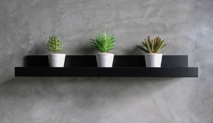 Puedes decorar las paredes, las macetas o ambas cosas