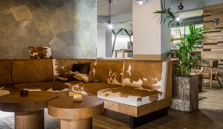 El animal print nunca acaba de pasar de moda y puede incluirse en muchos tipos de decoraciones, en diferentes medidas