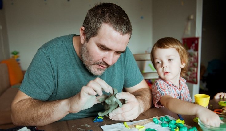 La plastilina es uno de los pasatiempos clásicos más usados por los más pequeños