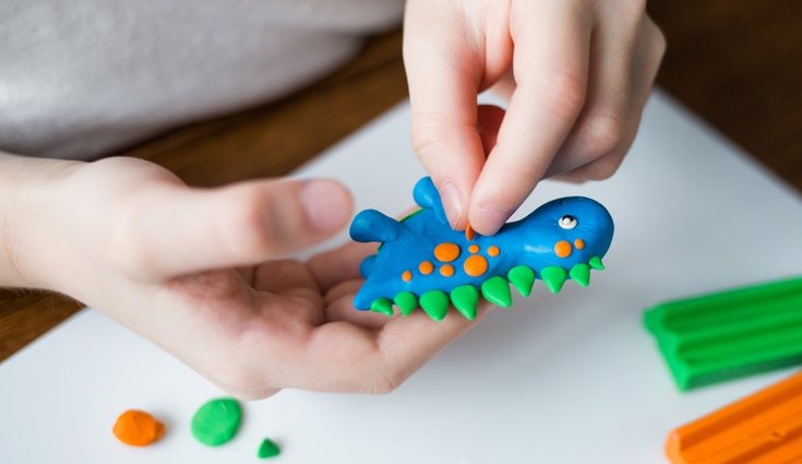 Existe una receta que permite preparar la plastelina de forma casera