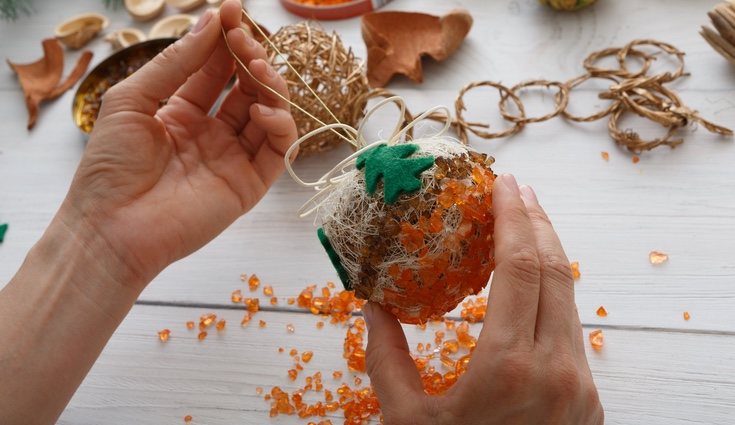 Hacer formas con fieltro es una buena opción para desarrollar nuestra imaginación