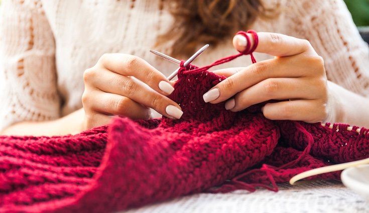 Para hacer una bufanda de lana sólo necesitas paciencia e ir poco a poco