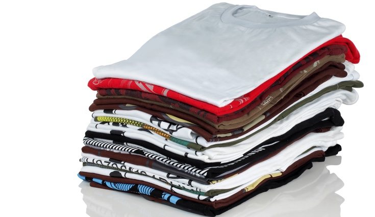 Dobla la ropa con el dibujo hacia fuera para identificarlas con más facilidad