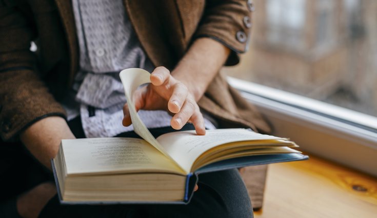 Método Konmari de Marie Kondo: si sientes energías positivas tocando un libro, debes quedártelo