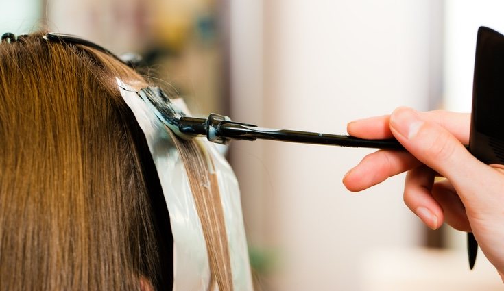 El aluminio puede tener otros usos como para dar mechas en el pelo
