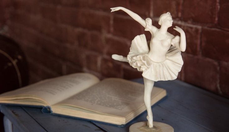 Las figuritas de porcelana pasaron de moda, en especial las coloridas