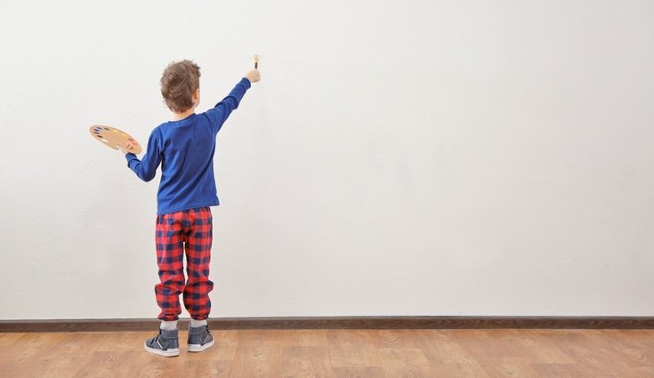 Existe la pintura ecológica que es más saludable para niños y se usa en colegios