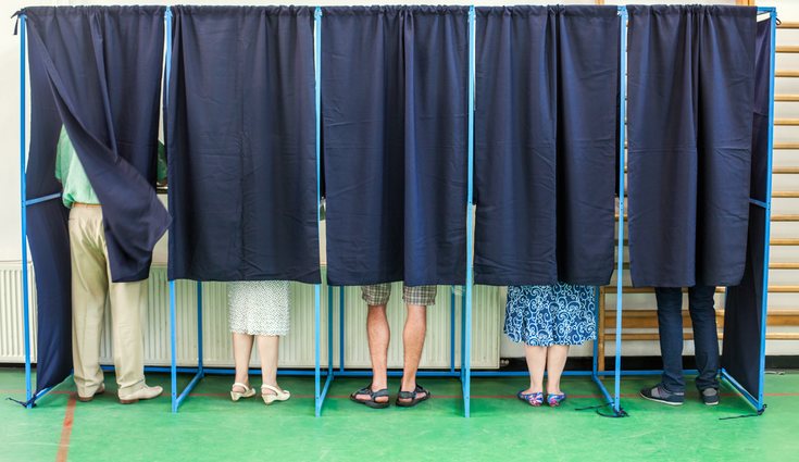 Los votos en blanco son computados e influyen en los escaños de los partidos