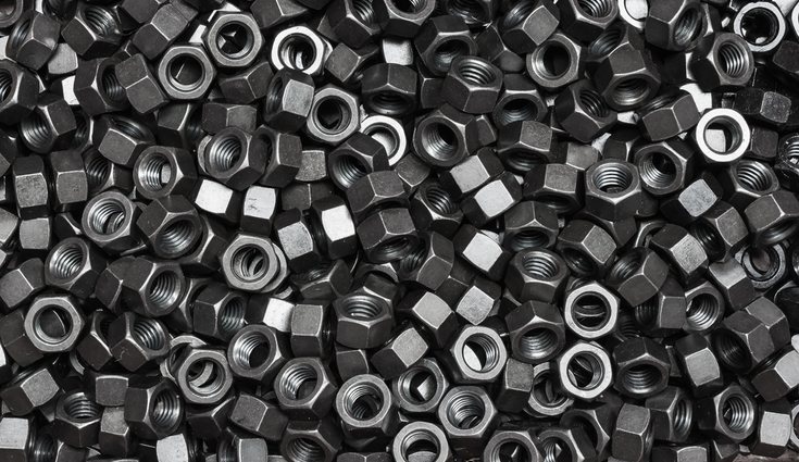 Para juntar las placas de yeso a la estructura necesitaremos tornillos fosfatados