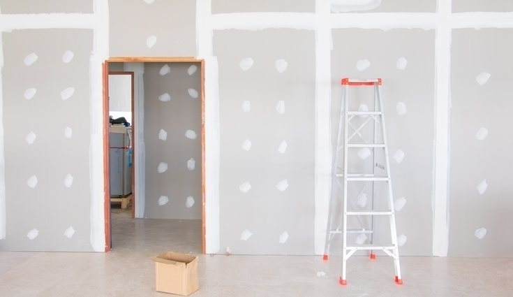 Por último, cuando se seque se podrá limpiar la superficie de los restos de materiales