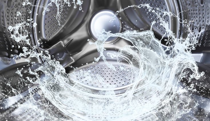 Solo el tambor no es lo que está sucio y hay que limpiar todas las partes de la lavadora