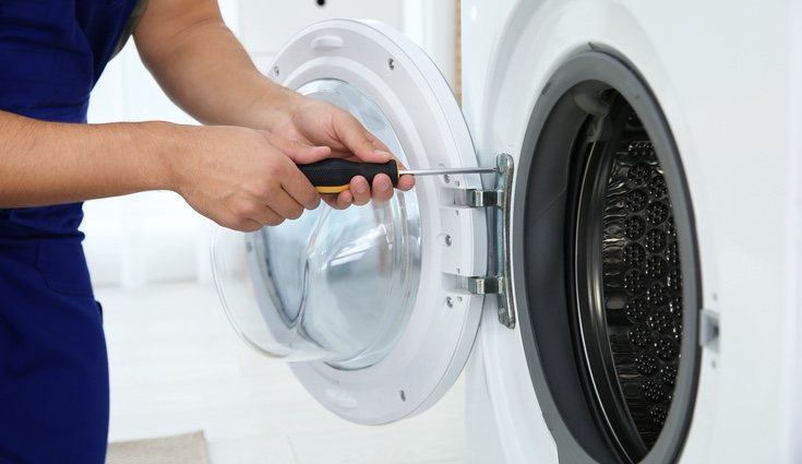 Después de poner la lavadora deja la puerta abier para que o se acumule la humedad