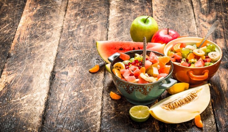 Frutas como el melón, la sandía o el aguacate no es recomendable meterlos en la nevera