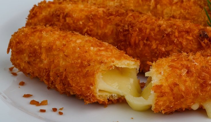 Hay una corriente crítica que advierte que dichas freidoras son mucho más dañinas que las freidoras de toda la vida