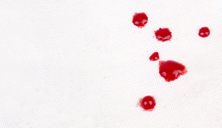 En alfombras, tapetes o mueblas el método de limpieza puede variar