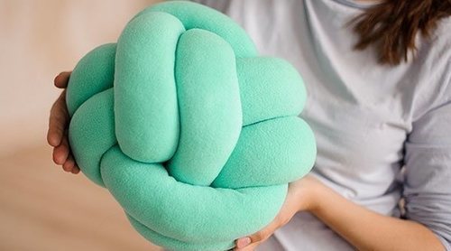 Cómo hacer cojines nudo